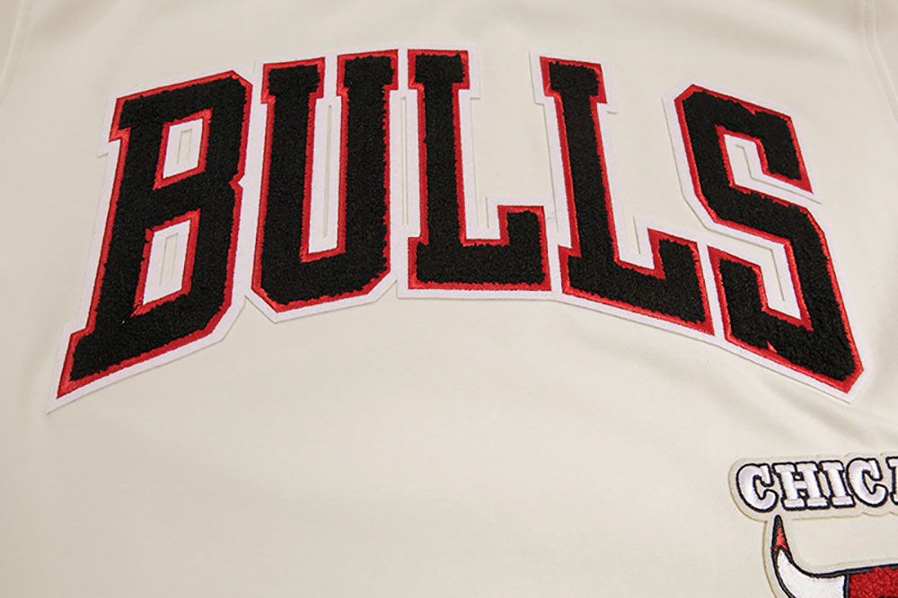 Pro Standard Adult Chicago Bulls White Retro T-Shirt product image