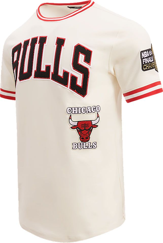 Pro Standard Adult Chicago Bulls White Retro T-Shirt product image