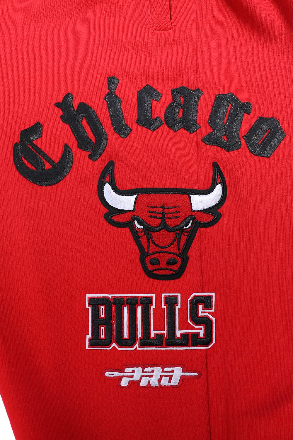 Pro Standard Men's Chicago Bulls Red Old English Fleece Sweatpants product image