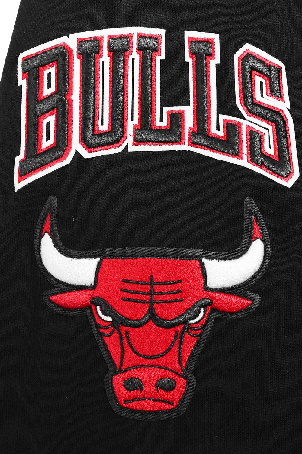 Pro Standard Men's Chicago Bulls Black Old English Fleece Crewneck Sweatshirt product image