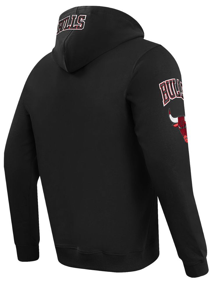 Pro Standard Men's Chicago Bulls Black Old English Fleece Pullover Hoodie product image