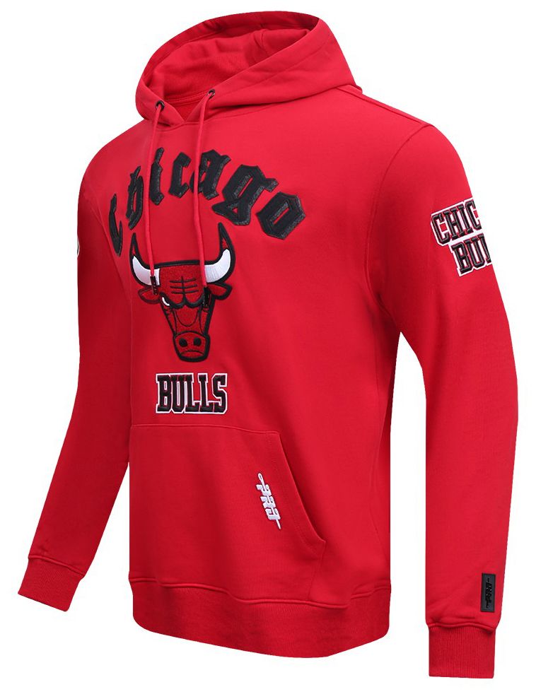 Pro Standard Men's Chicago Bulls Red Old English Fleece Pullover Hoodie product image