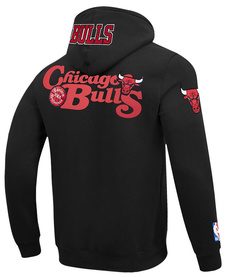 Pro Standard Men's Chicago Bulls Black Souvenir Fleece Pullover Hoodie product image