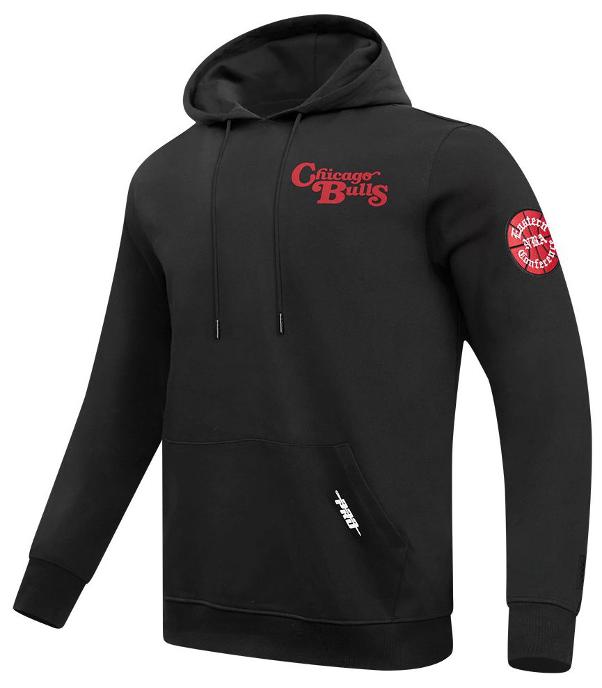 Pro Standard Men's Chicago Bulls Black Souvenir Fleece Pullover Hoodie product image
