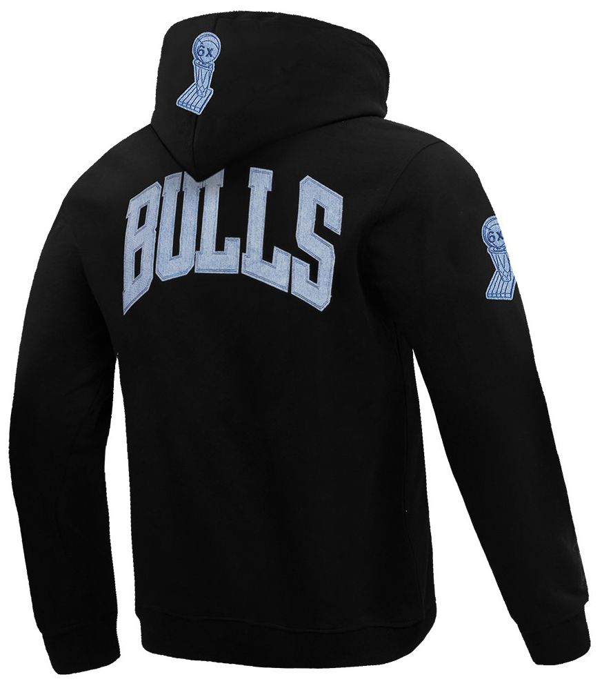 Pro Standard Men's Chicago Bulls Black Varsity Blues Hoodie product image