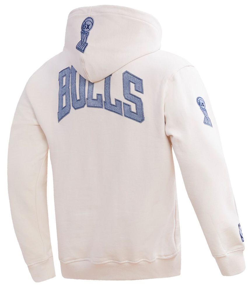 Pro Standard Men's Chicago Bulls Linen Varsity Blues Hoodie product image