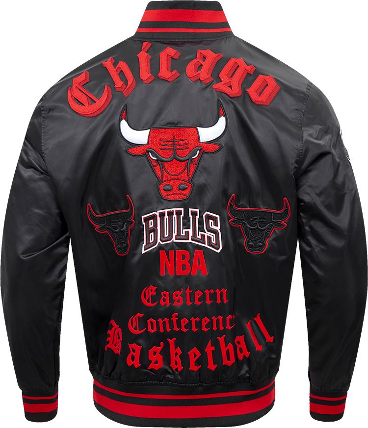 Pro Standard Men's Chicago Bulls Black Old English Logo Satin Jacket product image