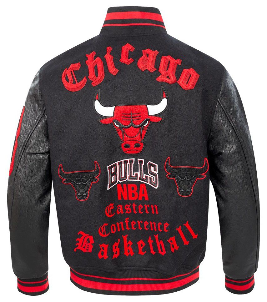 Pro Standard Men's Chicago Bulls Black Old English Rib Wool Varsity Jacket product image