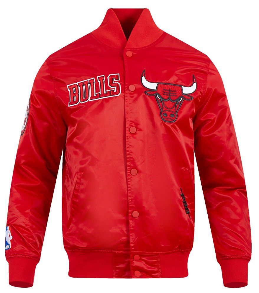 Pro Standard Men's Chicago Bulls Red Souvenir Satin Jacket product image