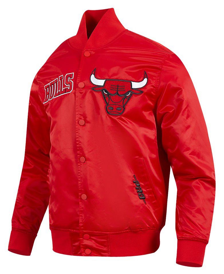 Pro Standard Men's Chicago Bulls Red Souvenir Satin Jacket product image