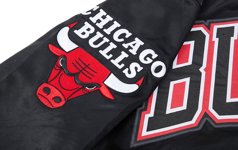 Pro Standard Men's Chicago Bulls Black Big Logo Satin Jacket product image