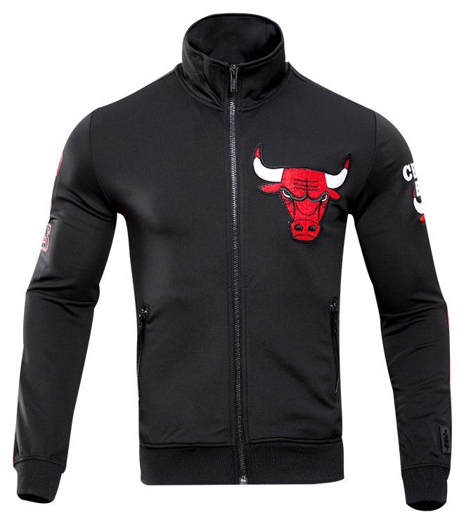 Pro Standard Men's Chicago Bulls Black Classic Track Jacket product image