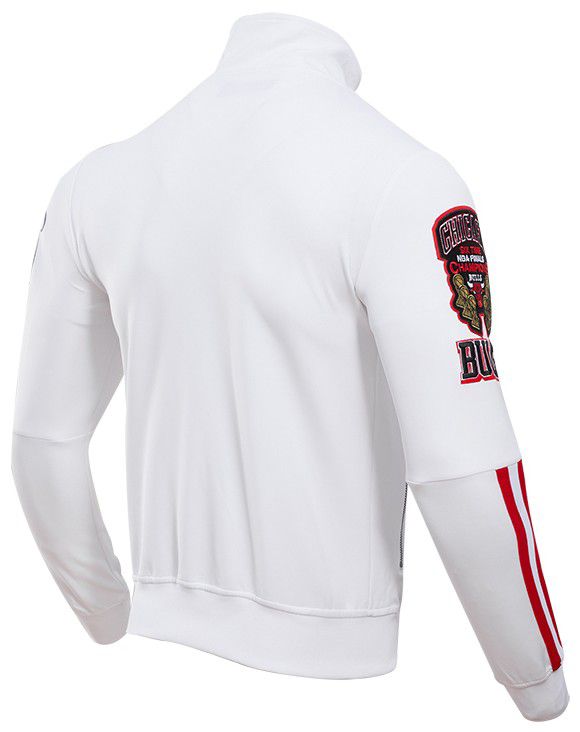 Pro Standard Men's Chicago Bulls White Classic Track Jacket product image
