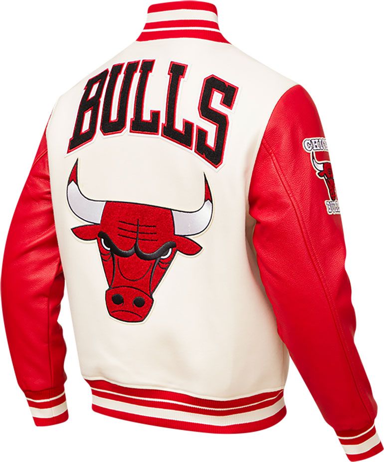 Pro Standard Women's Chicago Bulls Varsity Jacket product image