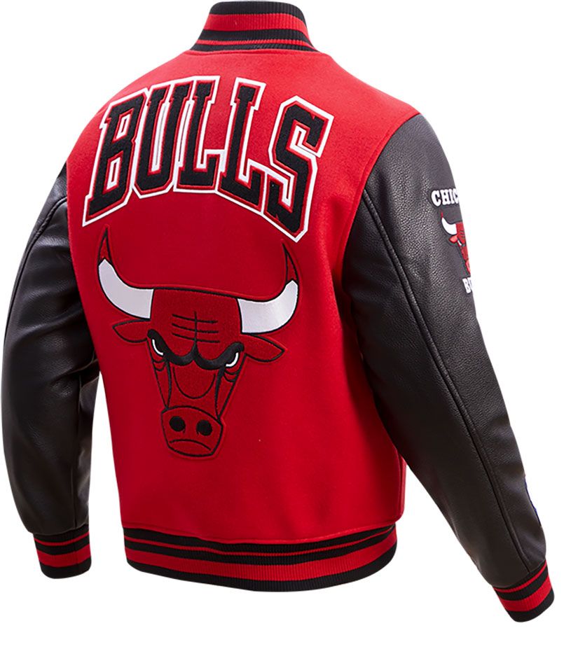 Pro Standard Women's Chicago Bulls Varsity Jacket product image