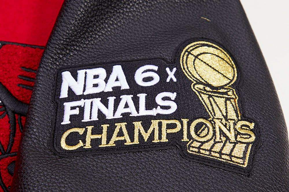 Pro Standard Women's Chicago Bulls Varsity Jacket product image