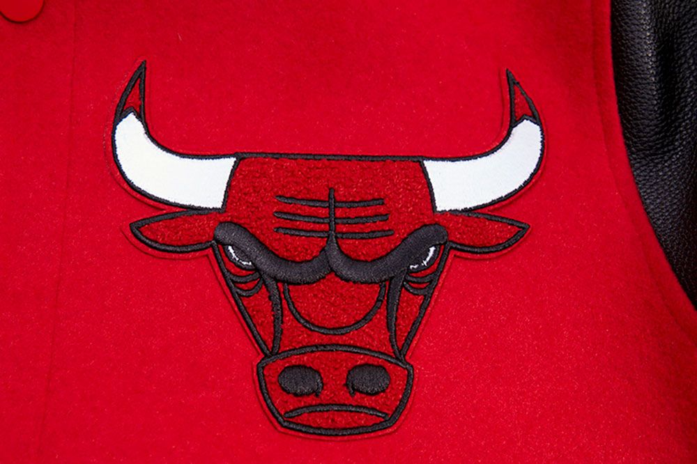 Pro Standard Women's Chicago Bulls Varsity Jacket product image