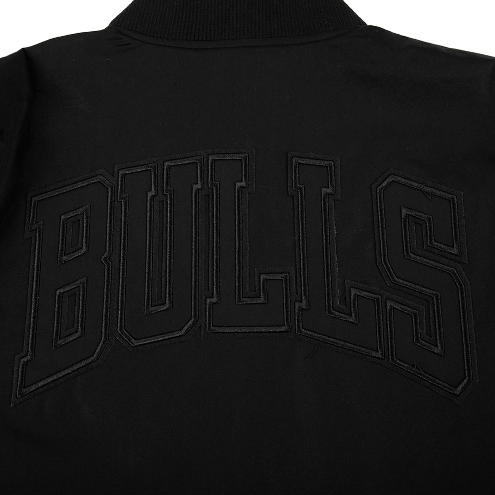 Pro Standard Men's Chicago Bulls Black Neutral Twill Jacket product image