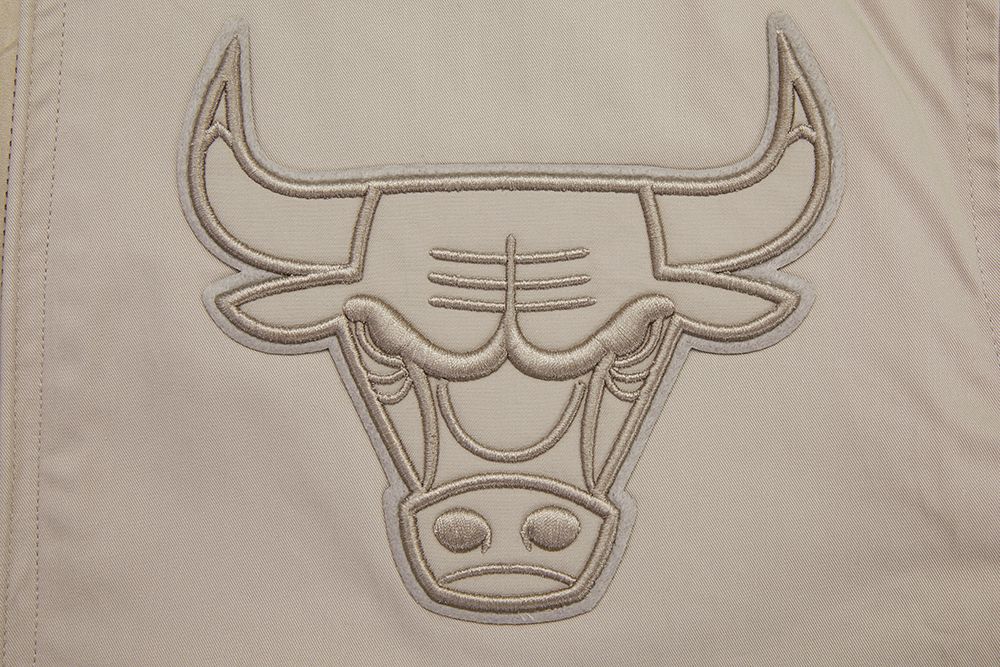 Pro Standard Men's Chicago Bulls Taupe Neutral Twill Jacket product image