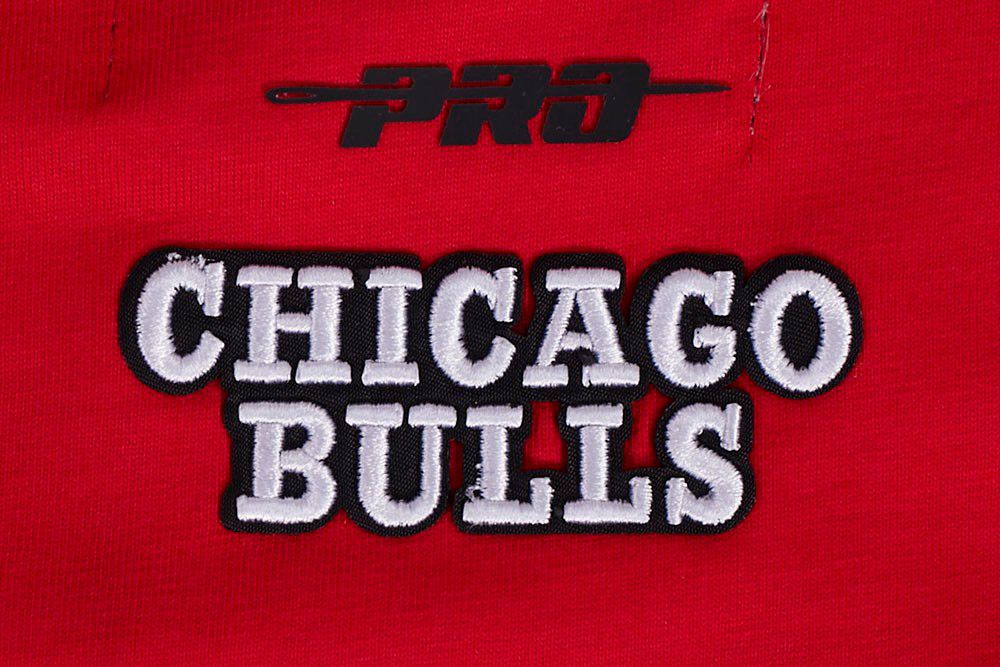 Pro Standard Women's Chicago Bulls Red Script Tail Boyfriend T-Shirt product image