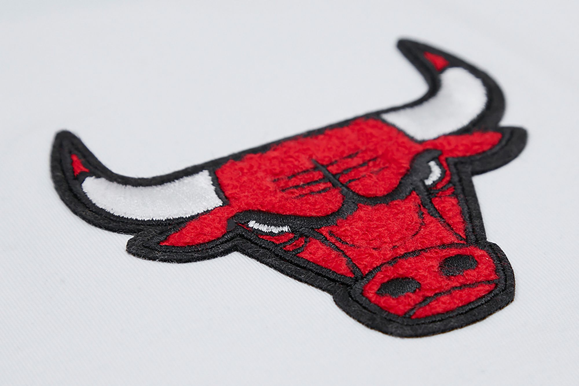 Pro Standard Women's Chicago Bulls White Boxy T-Shirt product image
