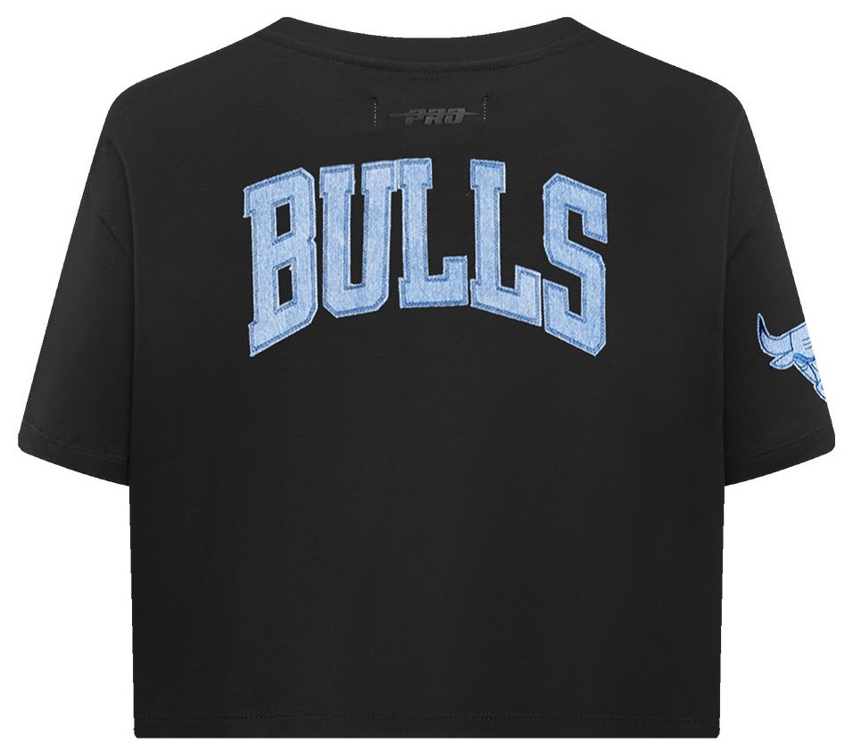 Pro Standard Women's Chicago Bulls Black Varsity Blues Boxy T-Shirt product image