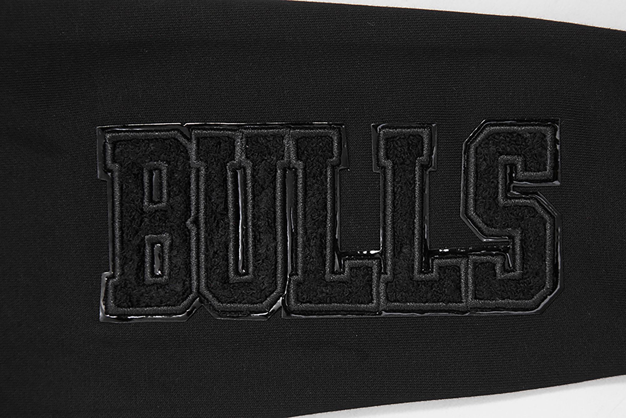 Pro Standard Women's Chicago Bulls Black Hooded Dress product image