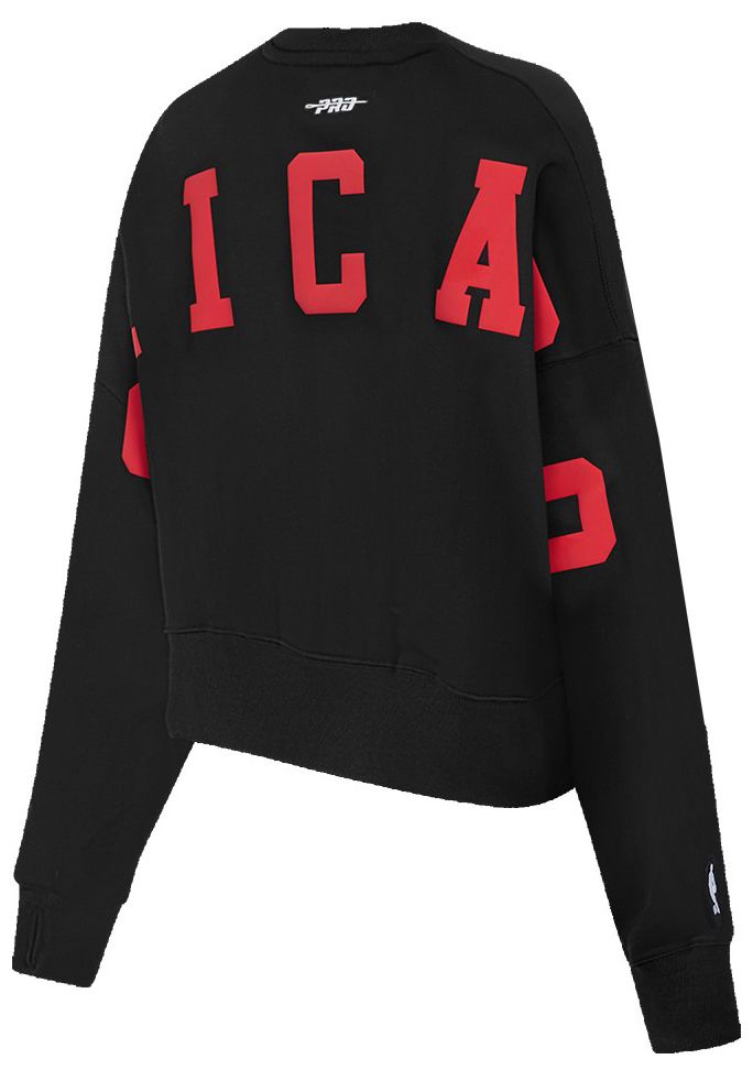 Pro Standard Women's Chicago Bulls Black Wingspan Fleece Crewneck Sweatshirt product image