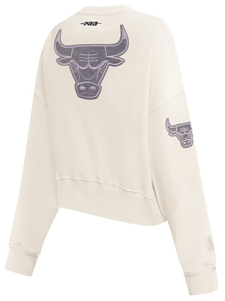 Pro Standard Women's Chicago Bulls Off White Reverse French Terry Crewneck Sweatshirt product image