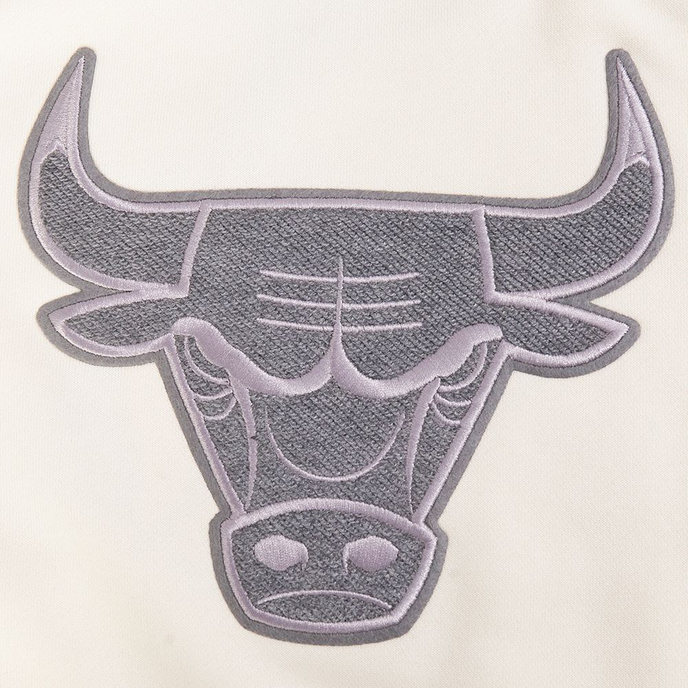 Pro Standard Women's Chicago Bulls Off White Reverse French Terry Crewneck Sweatshirt product image