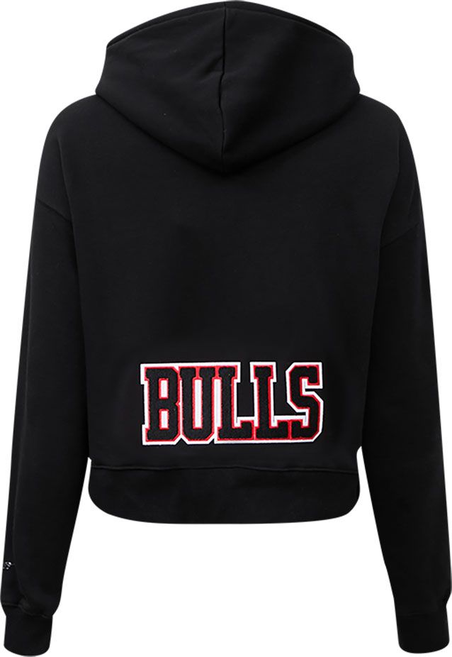 Pro Standard Women's Chicago Bulls Black Cropped Fleece Pullover Hoodie product image