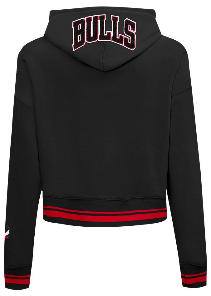 Pro Standard Women's Chicago Bulls Black Mash Up Rib Cropped Fleece Pullover Hoodie product image