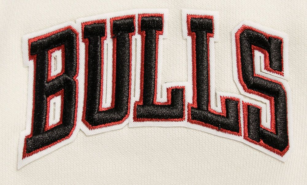 Pro Standard Women's Chicago Bulls Cropped Hoodie product image