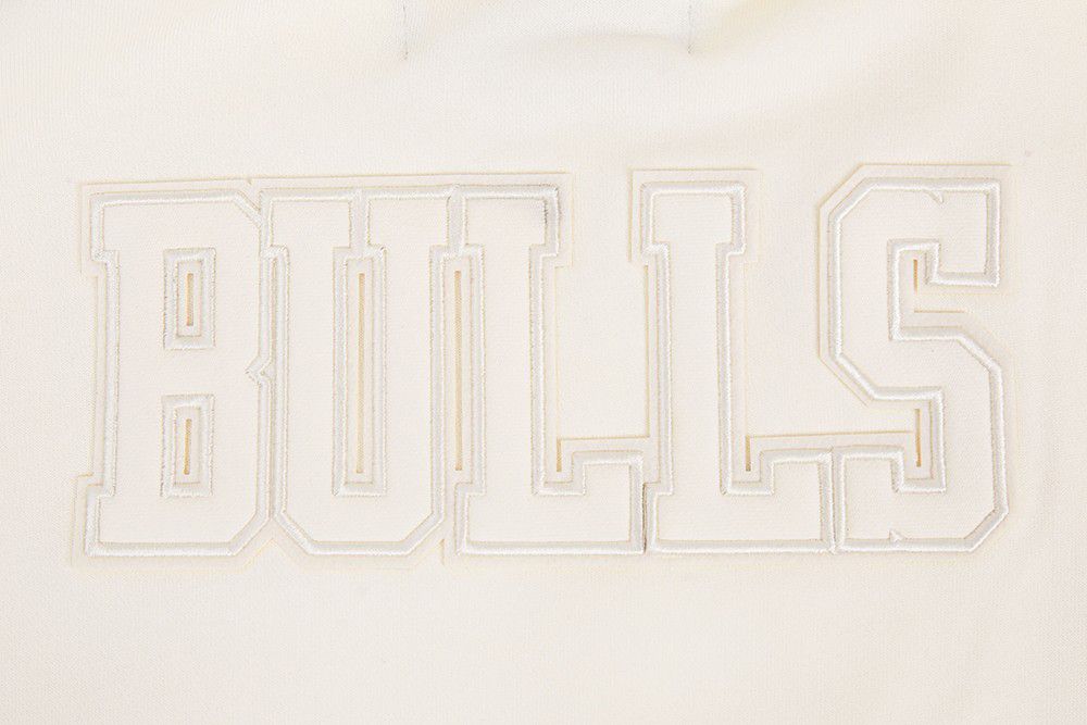 Pro Standard Women's Chicago Bulls Off White Neutral Fleece Crewneck Sweatshirt product image