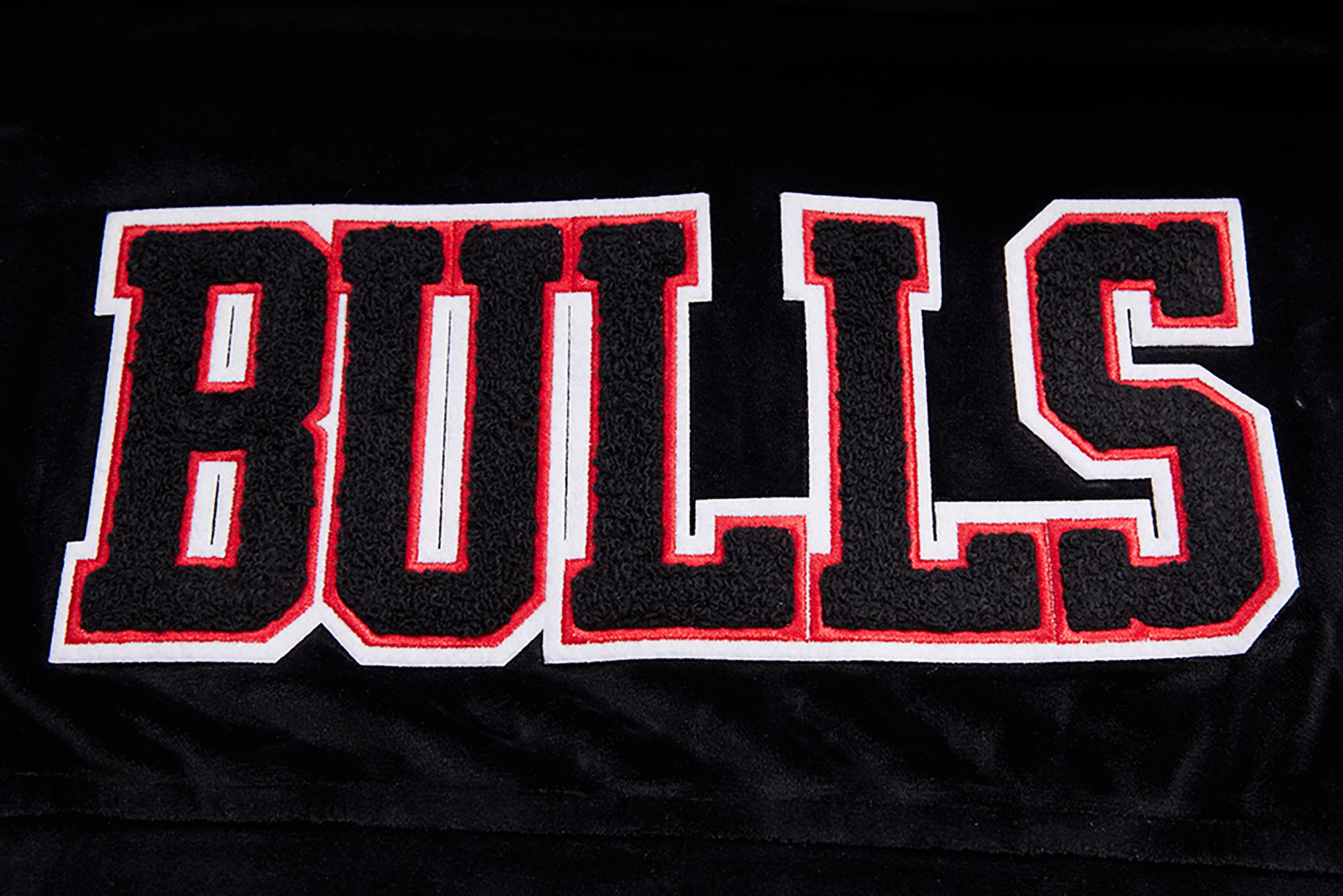 Pro Standard Women's Chicago Bulls Black Velour Full Zip Hoodie product image
