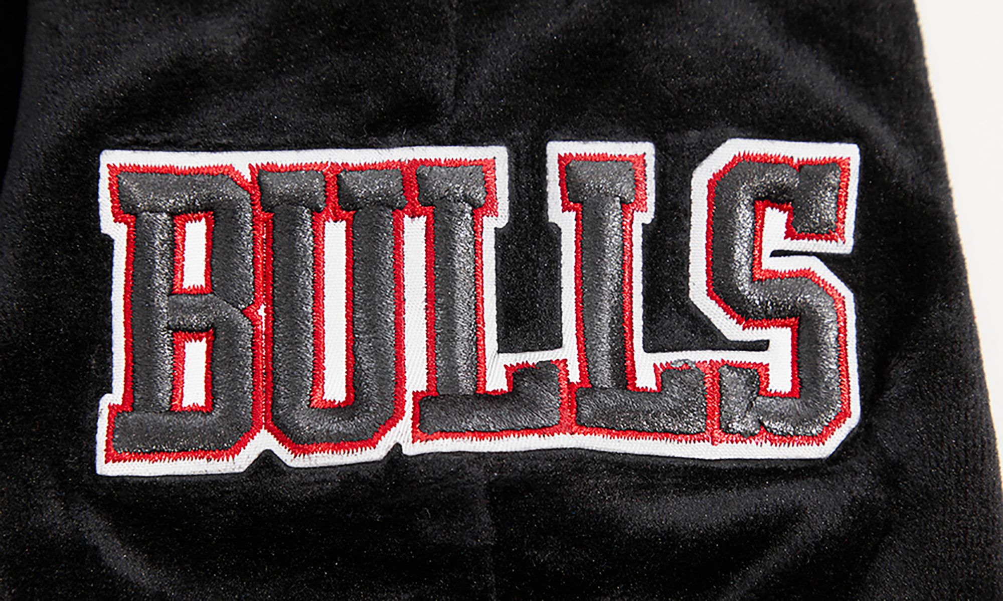 Pro Standard Women's Chicago Bulls Black Velour Joggers product image