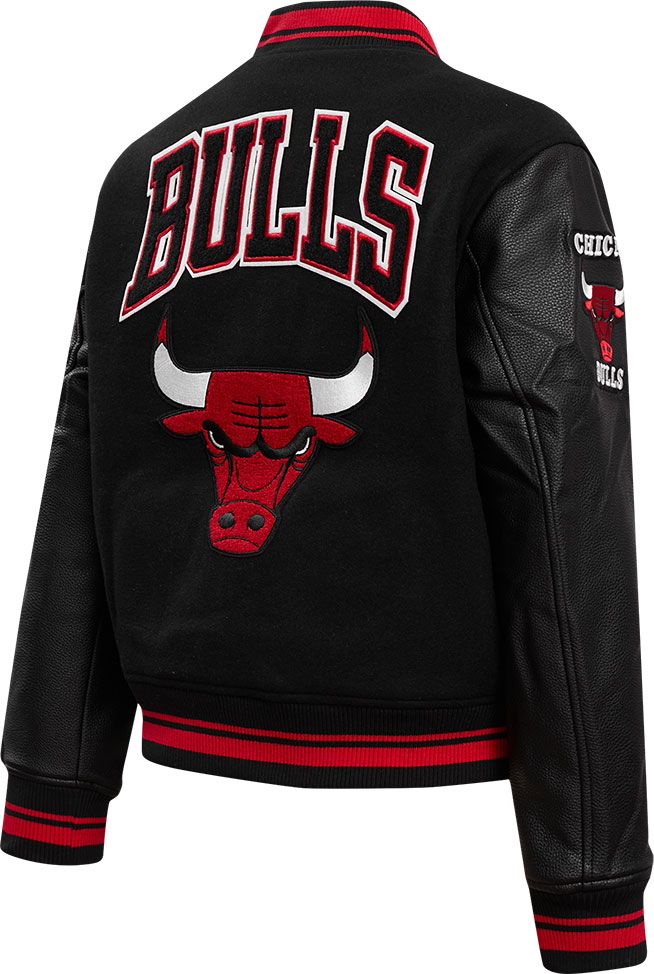 Pro Standard Women's Chicago Bulls Varsity Jacket product image