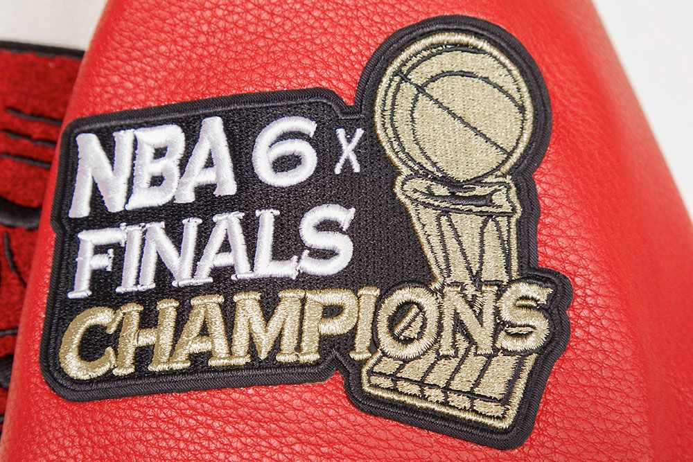 Pro Standard Women's Chicago Bulls Varsity Jacket product image