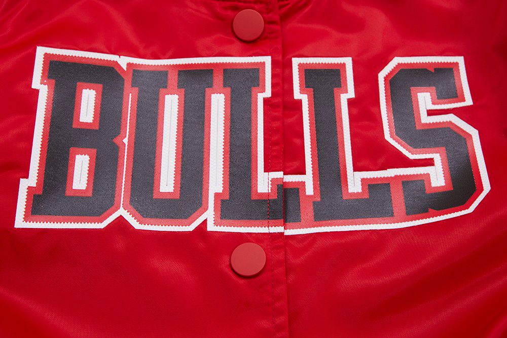 Pro Standard Women's Chicago Bulls Red Classic Satin Jacket product image