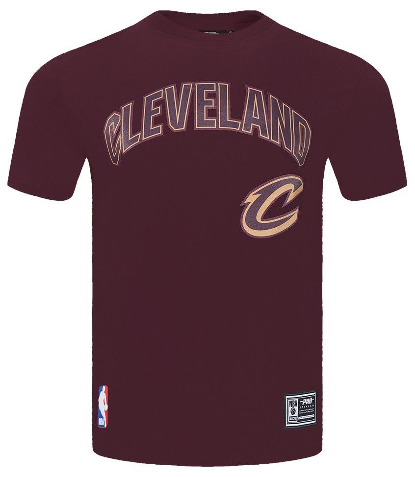 Pro Standard Men's Cleveland Cavaliers Red Classic Mesh Striped Short Sleeve T-Shirt product image