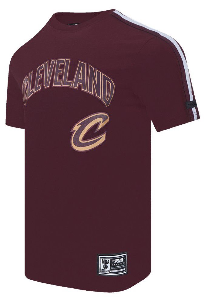 Pro Standard Men's Cleveland Cavaliers Red Classic Mesh Striped Short Sleeve T-Shirt product image