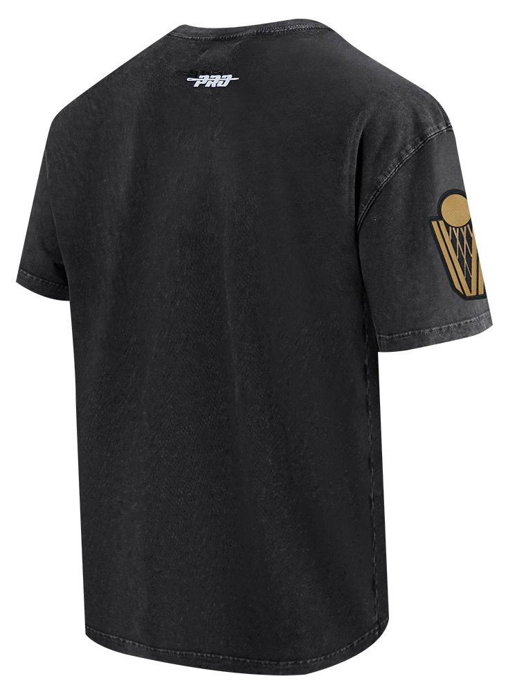 Pro Standard Men's Cleveland Cavaliers Black Fire And Roses Washed T-Shirt product image
