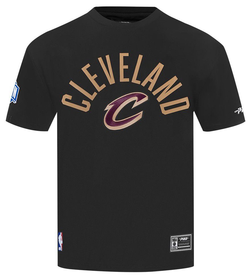 Pro Standard Men's Cleveland Cavaliers Playback T-Shirt product image
