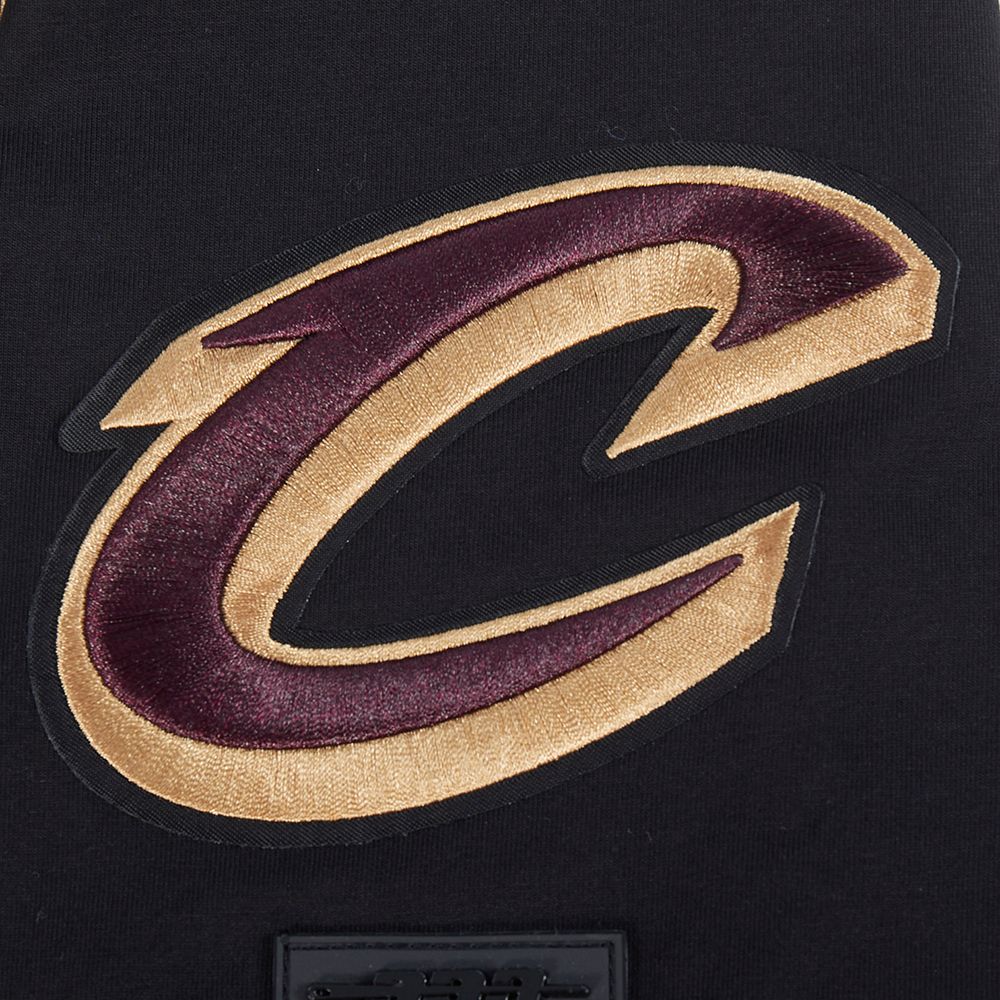 Pro Standard Men's Cleveland Cavaliers Black Classic Chenille T-Shirt product image