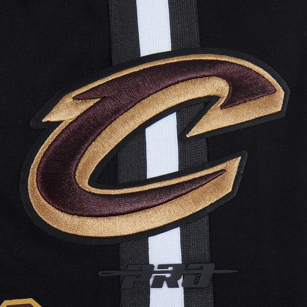 Pro Standard Men's Cleveland Cavaliers Black Classic Chenille Shorts product image