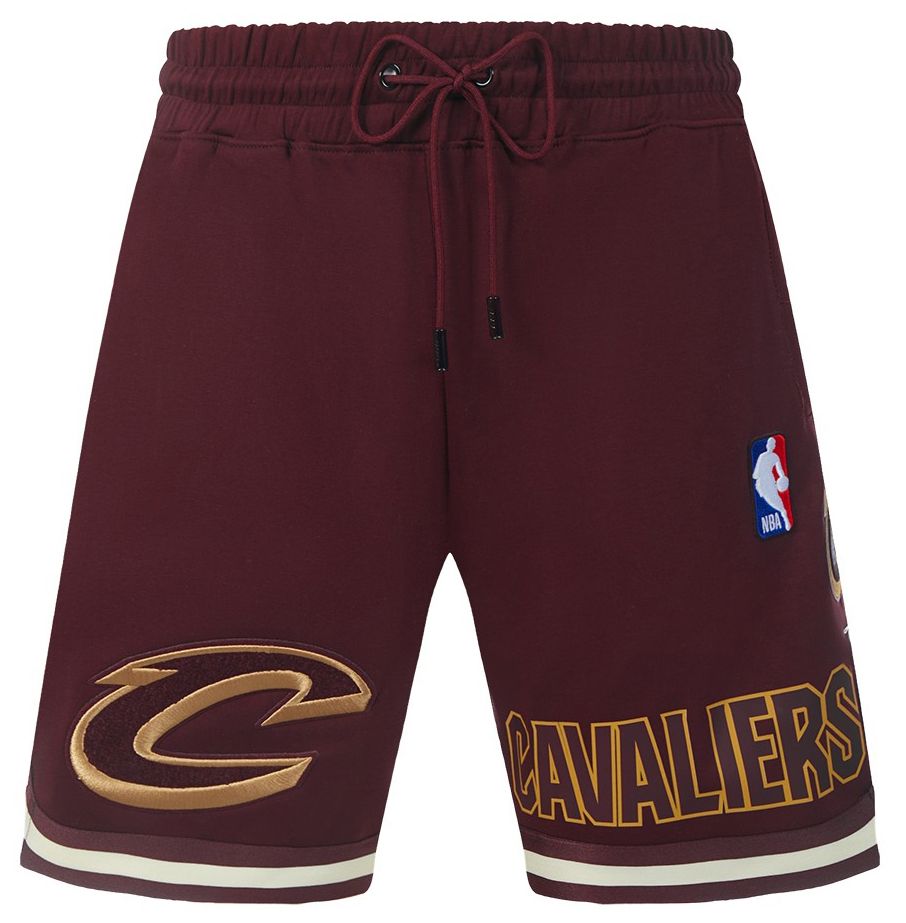 Pro Standard Men's Cleveland Cavaliers Red Classic Chenille Shorts product image
