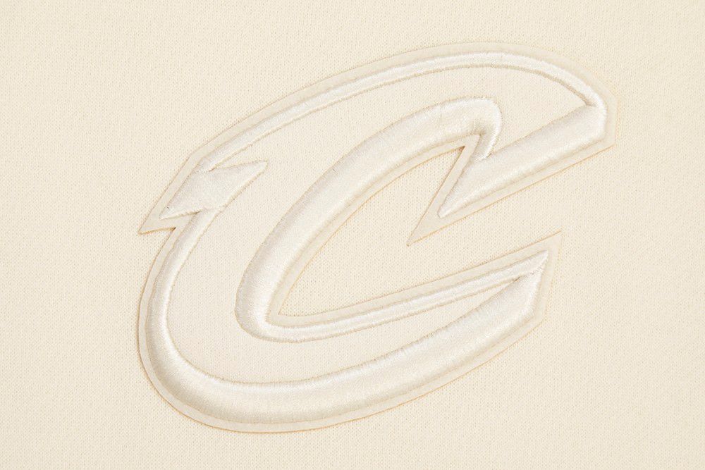 Pro Standard Men's Cleveland Cavaliers Off White Neutral Drop Shoulder Fleece Hoodie product image