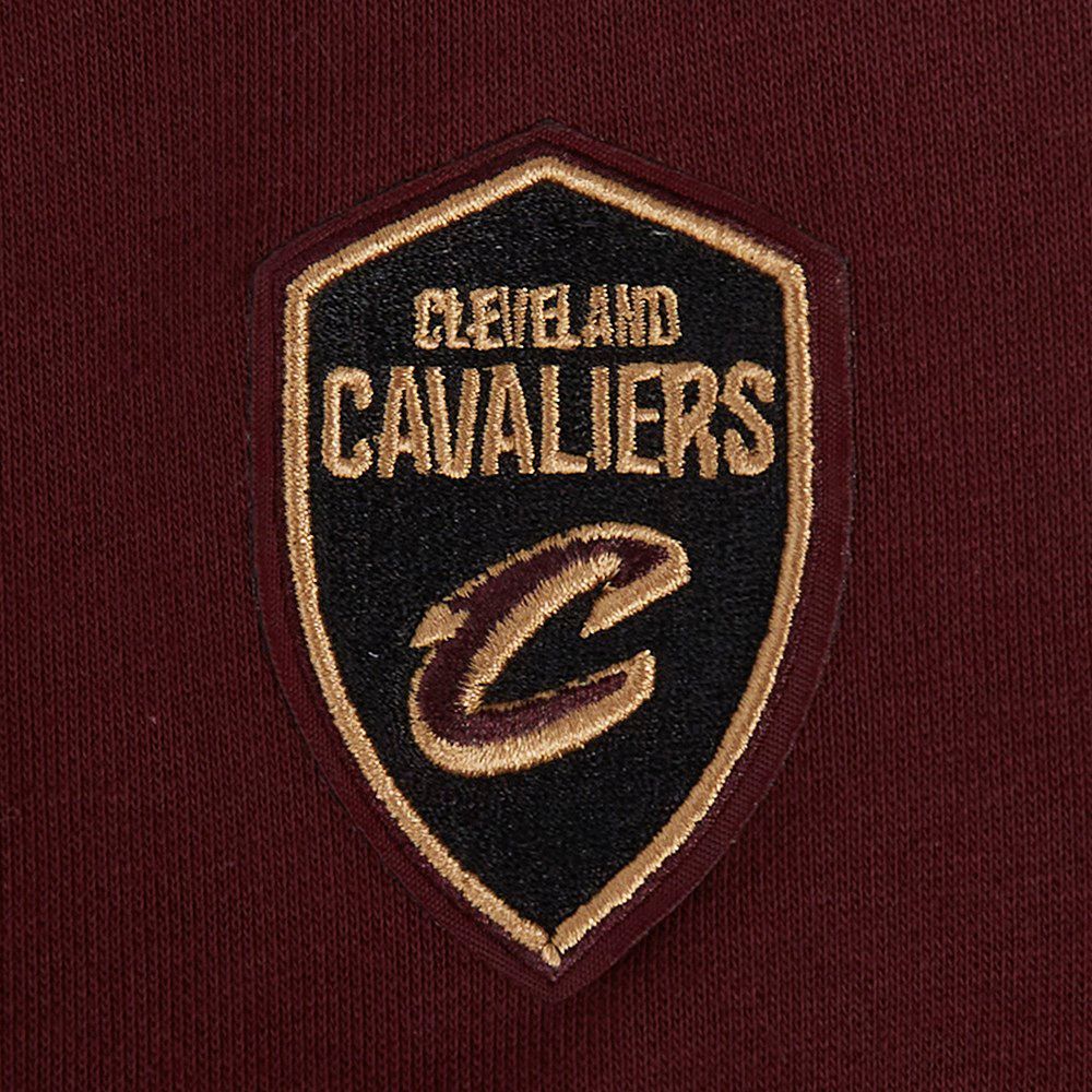 Pro Standard Women's Cleveland Cavaliers Red Classic Fleece Crewneck Sweatshirt product image