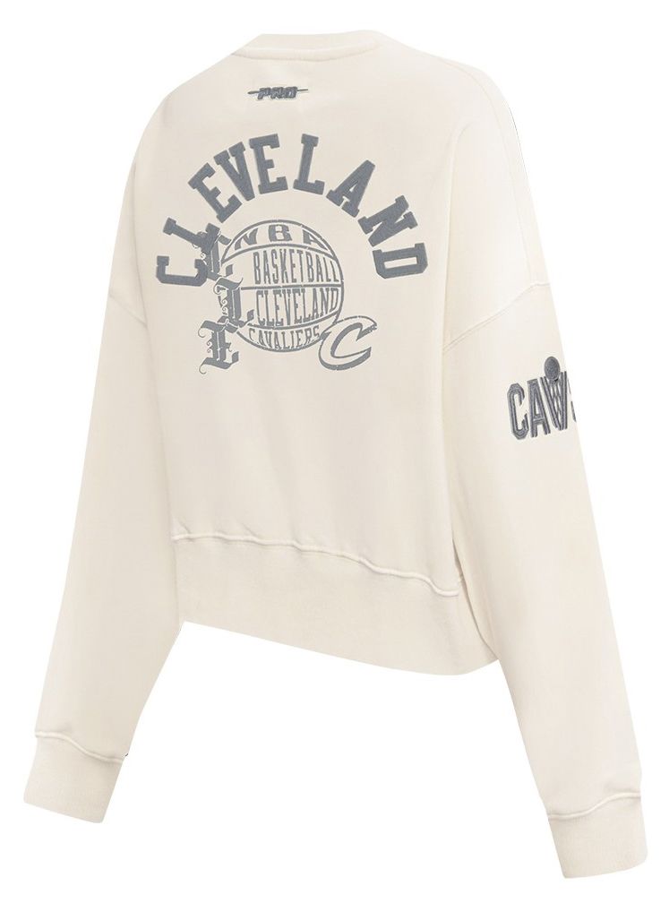 Pro Standard Women's Cleveland Cavaliers Off White Street Team Crewneck Sweatshirt product image