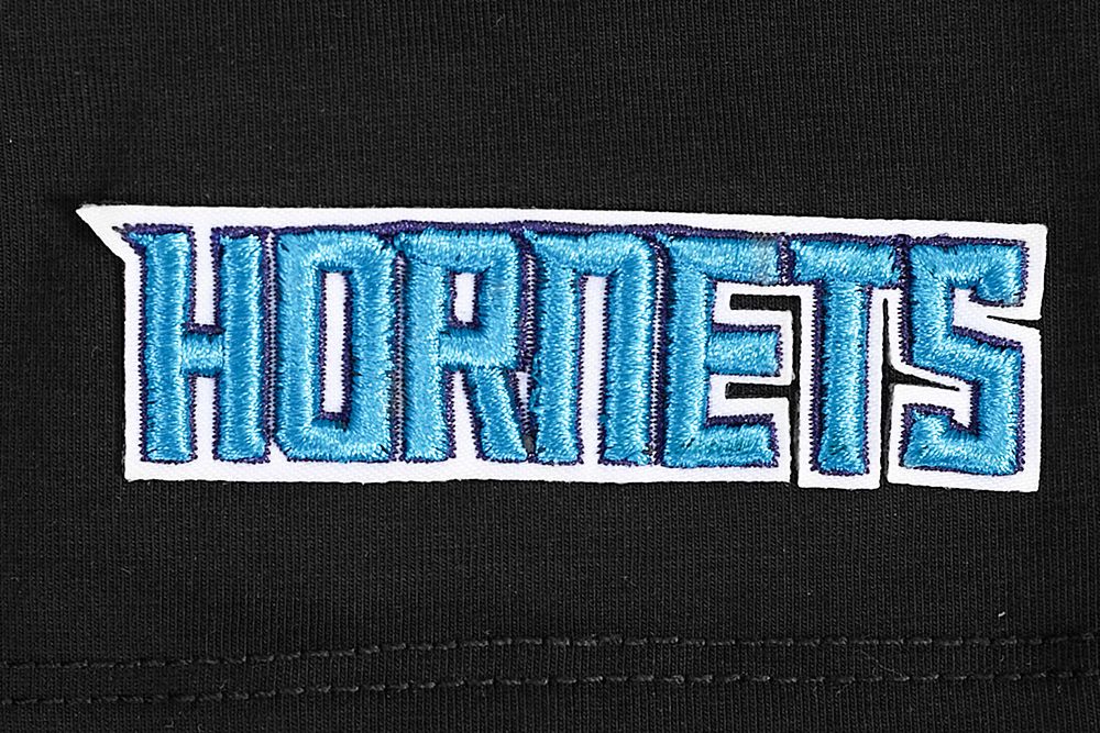 Pro Standard Women's Charlotte Hornets Black Script Tail Boxy Cropped T-Shirt product image